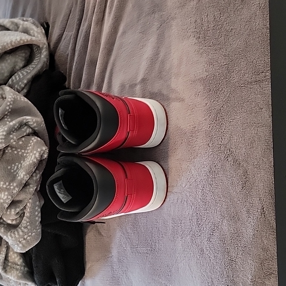 Jordan 1 mid banned - Picture 4 of 6